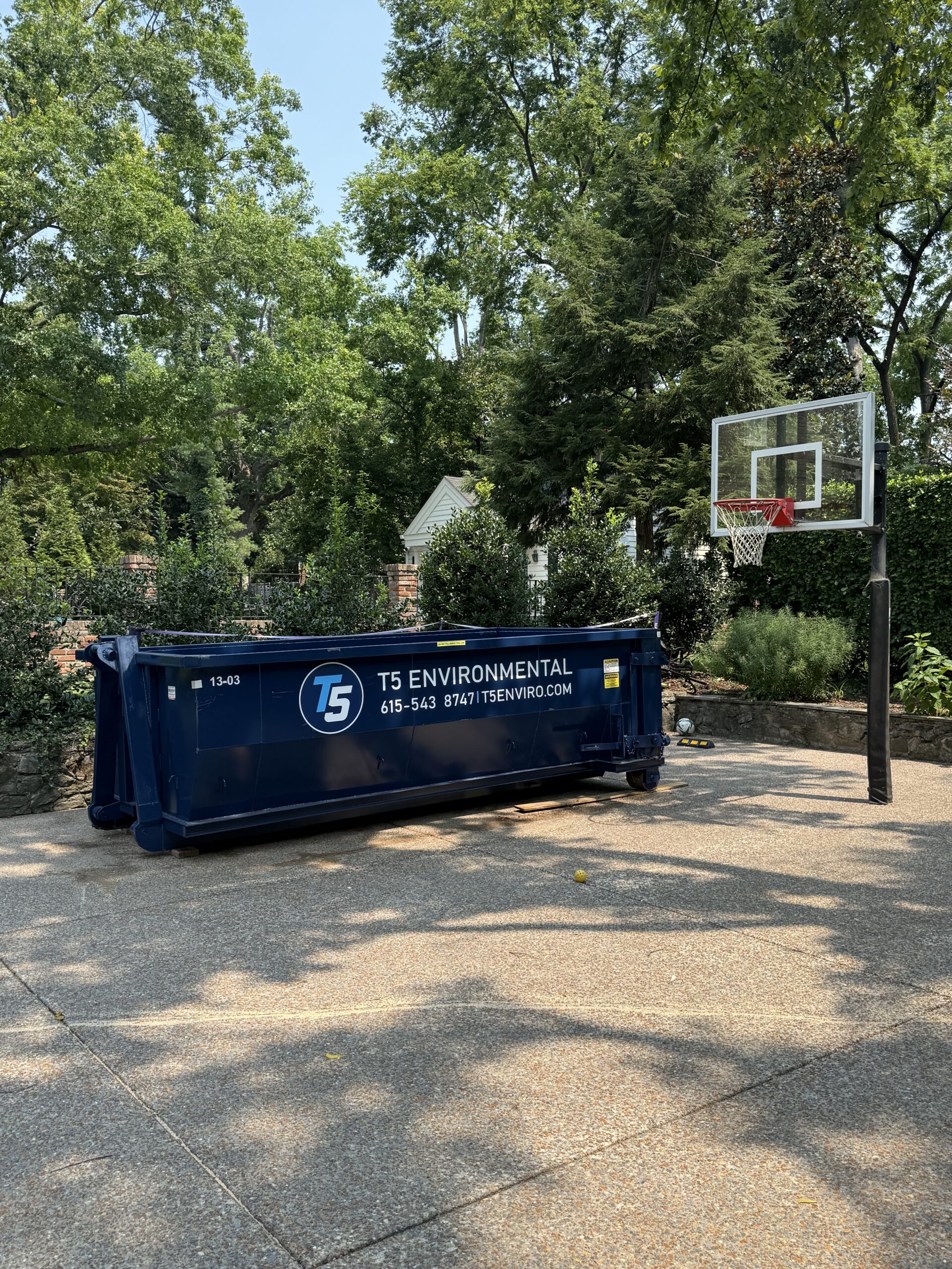 T5 Environmental 13 yard roll-off dumpster for small cleanouts in Nashville TN